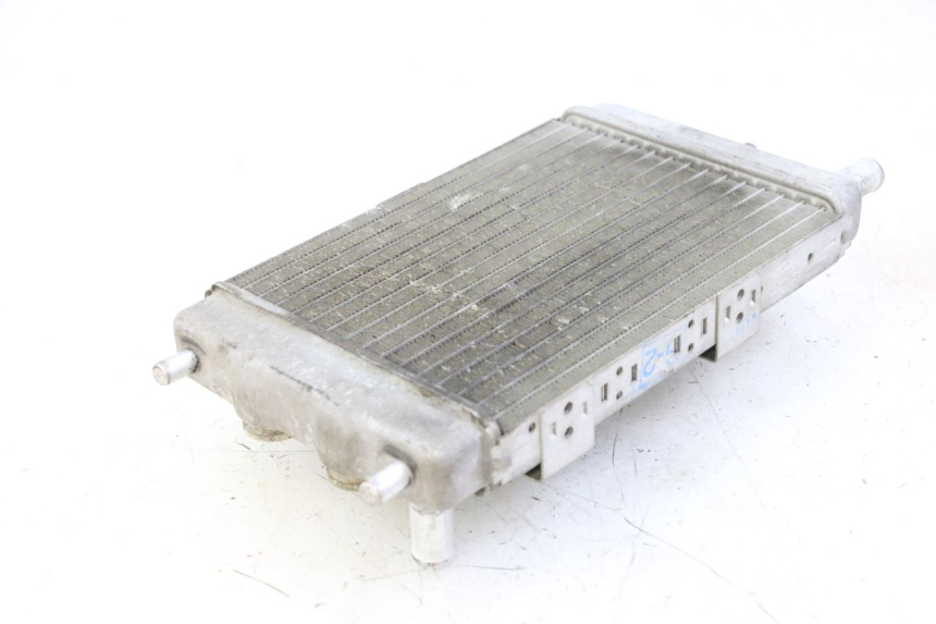 photo de RADIATOR YAMAHA YP MAJESTY 125 (2002 - 2006)