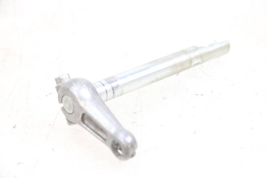 photo de CLUTCH SLAVE CYLINDER KAWASAKI ZR 7 750 (1999 - 2001) - Alternative perspective