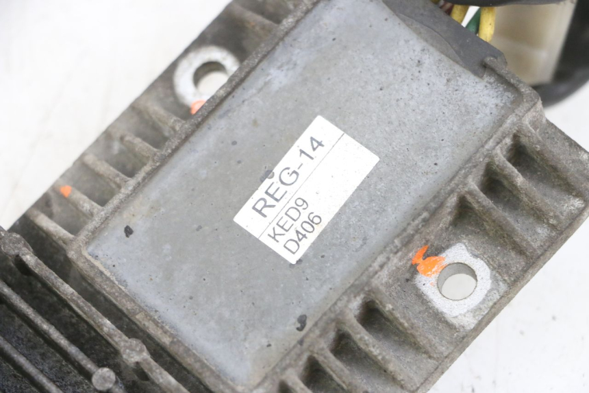 photo de REGULATOR ADIVA AD3 300 (2014 - 2020)