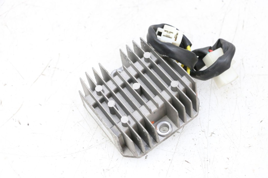 photo de CHARGING REGULATOR KYMCO AGILITY 4T 50 (2018 - 2022) - Main view