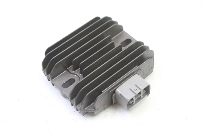 photo de CHARGING REGULATOR SUZUKI BURGMAN 125 (2007 - 2014)