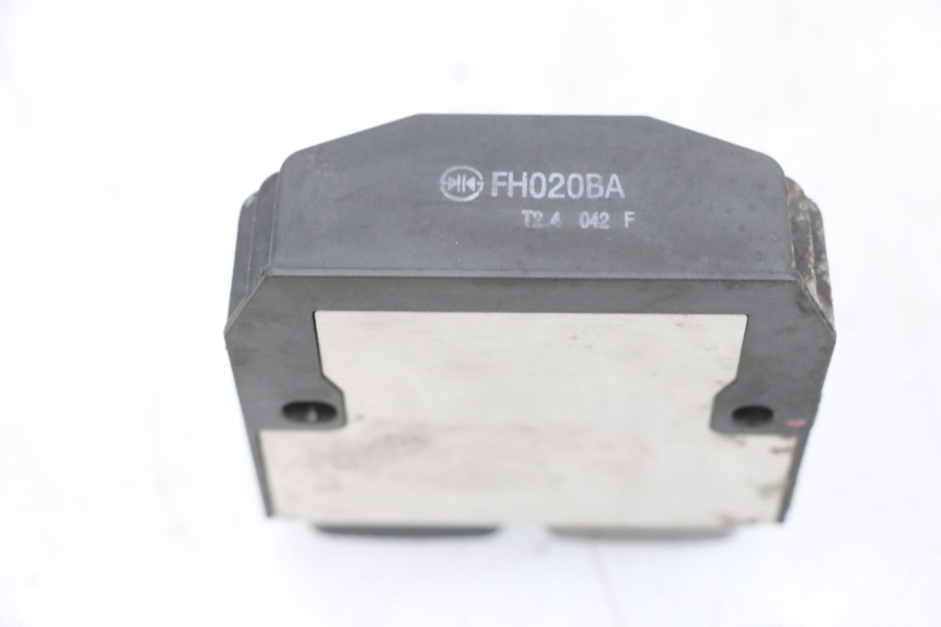 photo de REGULATOR SUZUKI BURGMAN 650 (2013 - 2020)