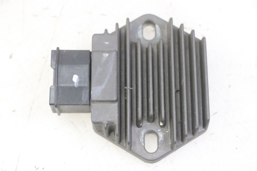 photo de CHARGING REGULATOR HONDA CBF 500 (2004 - 2007)