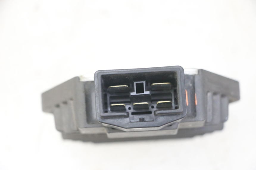 photo de CHARGING REGULATOR HONDA CBF 500 (2004 - 2007)