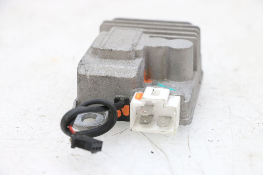 photo de REGULATOR SEGWAY NINEBOT E125S 1 (2022 - 2026) - Technical close-up