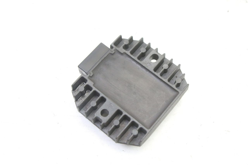 photo de REGULATOR PEUGEOT ELYSEO 125 (1999 - 2004)