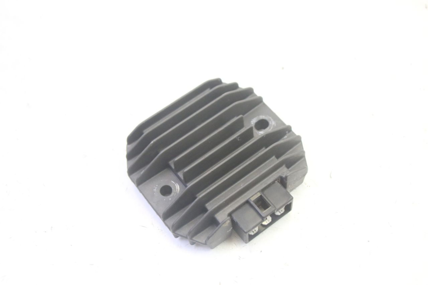 photo de REGULATOR PEUGEOT ELYSEO 125 (1999 - 2004) - Component detail