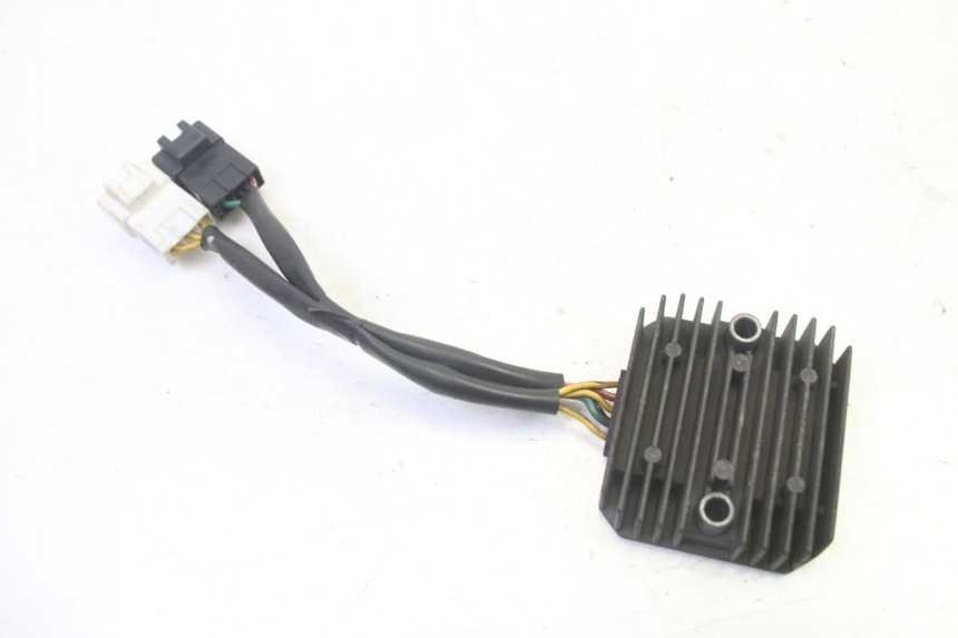 photo de CHARGING REGULATOR HONDA FES S-WING SWING ABS 125 (2007 - 2015)