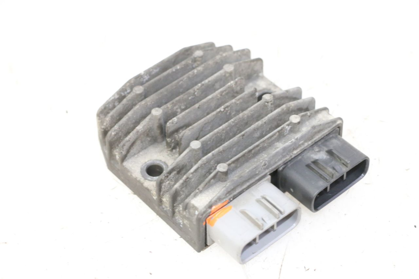 photo de CHARGING REGULATOR YAMAHA FJR ABS 1300 (2006 - 2012)