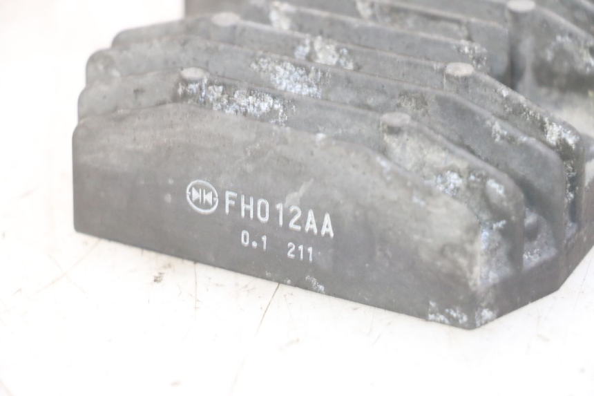 photo de CHARGING REGULATOR YAMAHA FJR ABS 1300 (2006 - 2012)