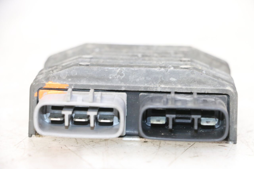 photo de CHARGING REGULATOR YAMAHA FJR ABS 1300 (2006 - 2012)