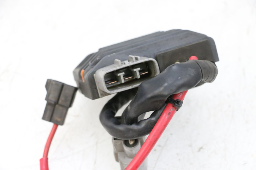 photo de CHARGING REGULATOR YAMAHA FJR ABS 1300 (2006 - 2012) - Zoom on usage condition