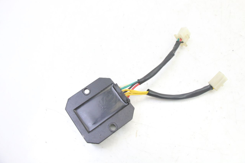 photo de REGULATOR CHARGE VENESI FLY RETRO 4T 50 (2020 - 2025)