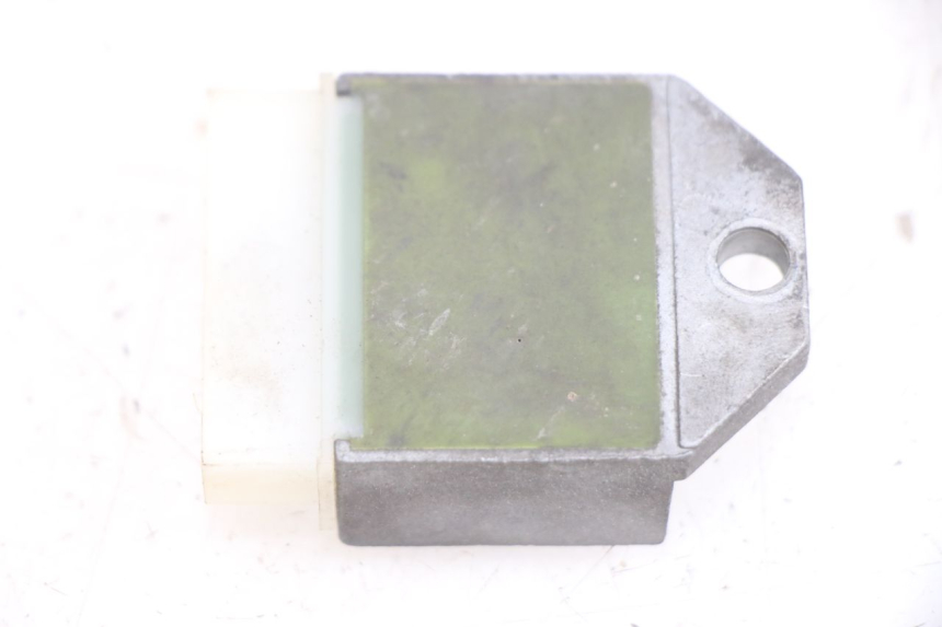 photo de CHARGING REGULATOR GILERA RK 50 (1996 - 1999)