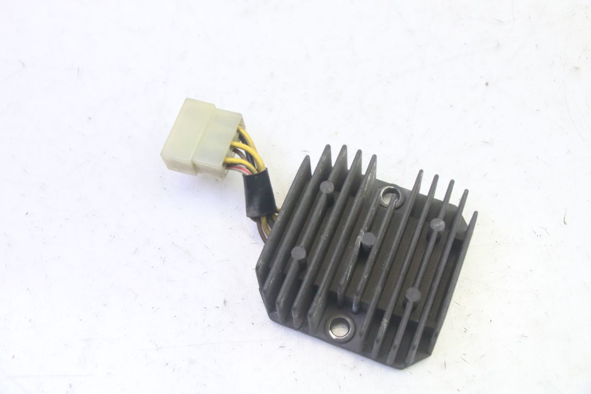 photo de REGULATOR KAWASAKI GPX R WARBIRD 600 (1988 - 1993) - Main view