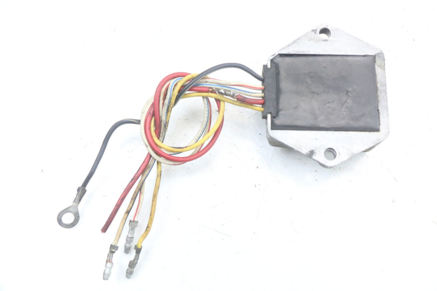 photo de REGULATOR SUZUKI GSX E 250 (1982 - 1983)