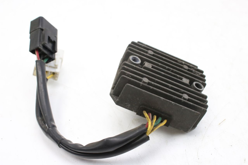 photo de CHARGING REGULATOR HONDA FES S-WING SWING ABS 125 (2007 - 2015)