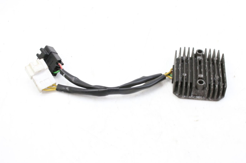 photo de CHARGING REGULATOR HONDA FES S-WING SWING ABS 125 (2007 - 2015)