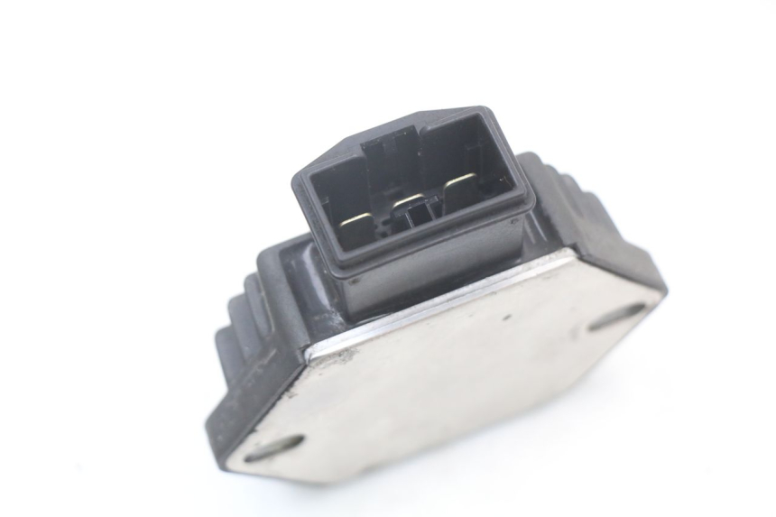 photo de CHARGING REGULATOR HONDA NTV DEAUVILLE 650 (1998 - 2001)