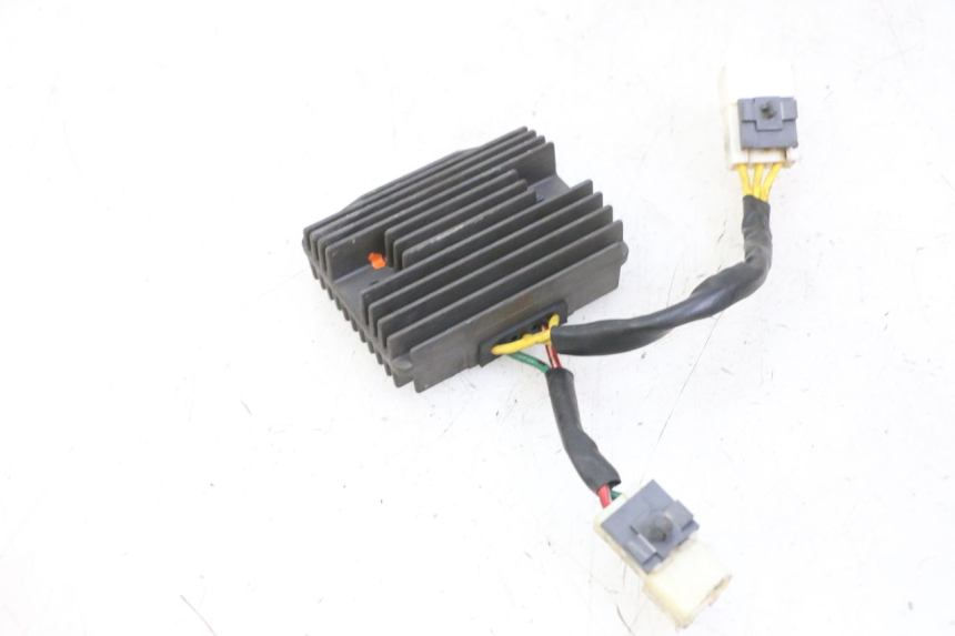 photo de REGULATOR PIAGGIO IE MP3 YOURBAN 300 (2011 - 2016)