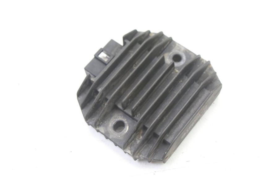 photo de REGULATOR KAWASAKI ZR7 ZR-7 S 750 (1999 - 2004)