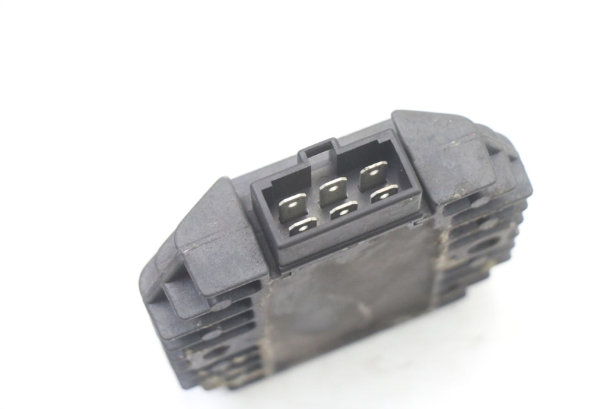photo de REGULATOR KAWASAKI ZR7 ZR-7 S 750 (1999 - 2004)
