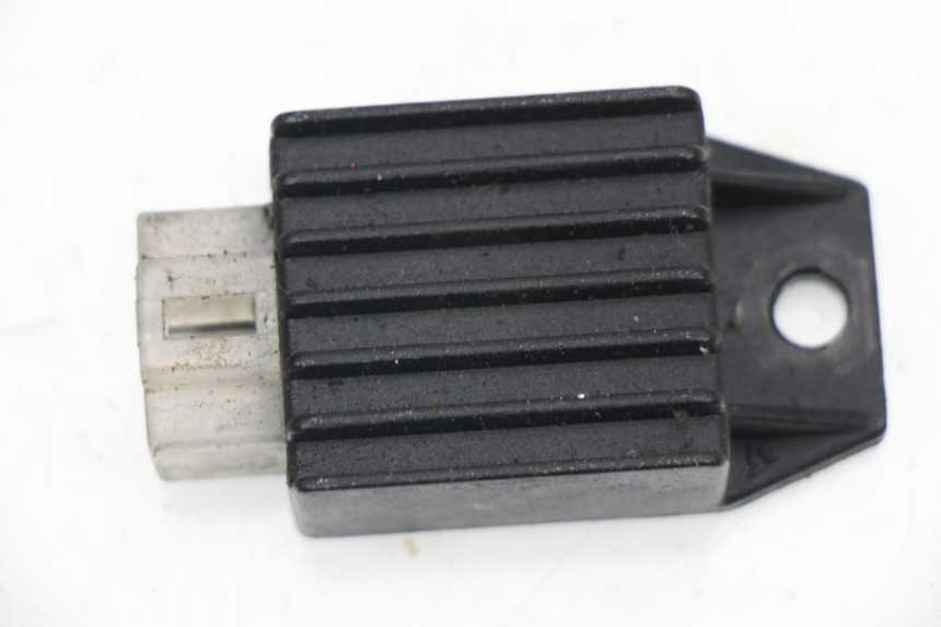 photo de CHARGING REGULATOR PEUGEOT KISBEE 2T 50 (2010 - 2017)