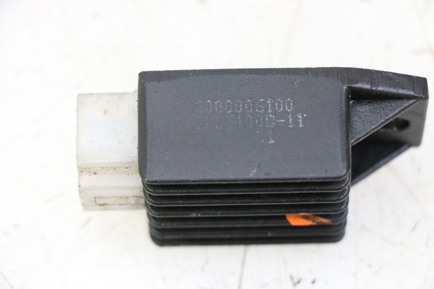 photo de CHARGING REGULATOR PEUGEOT KISBEE 2T 50 (2010 - 2017)