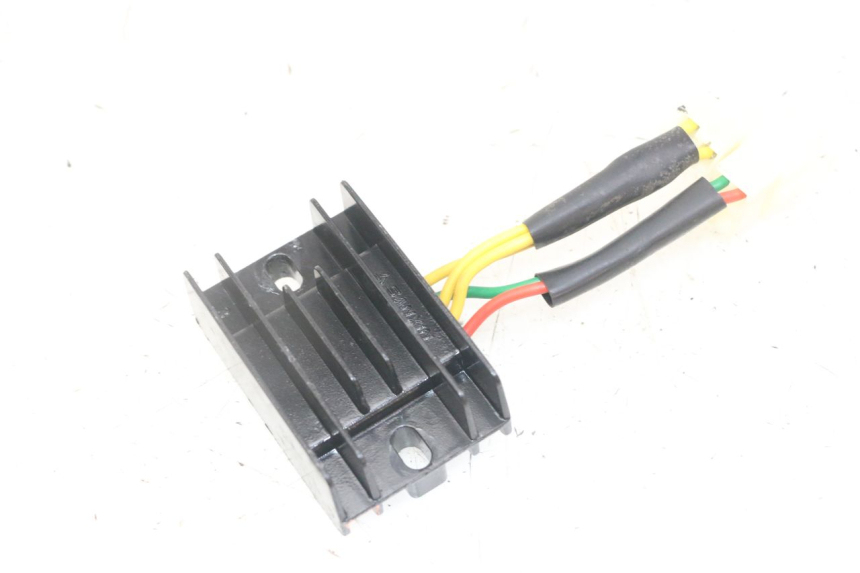 photo de CHARGING REGULATOR PEUGEOT KISBEE 4T 50 (2018 - 2022)