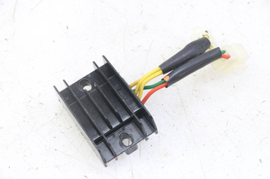 photo de CHARGING REGULATOR PEUGEOT KISBEE 4T 50 (2018 - 2022)