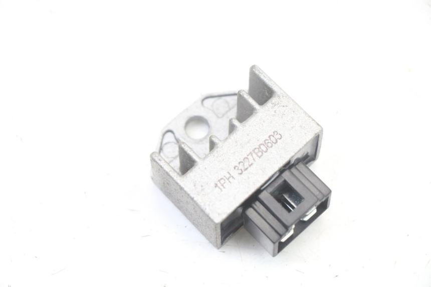 photo de CHARGING REGULATOR MBK OVETTO ONE 2T 50 (2013 - 2017)