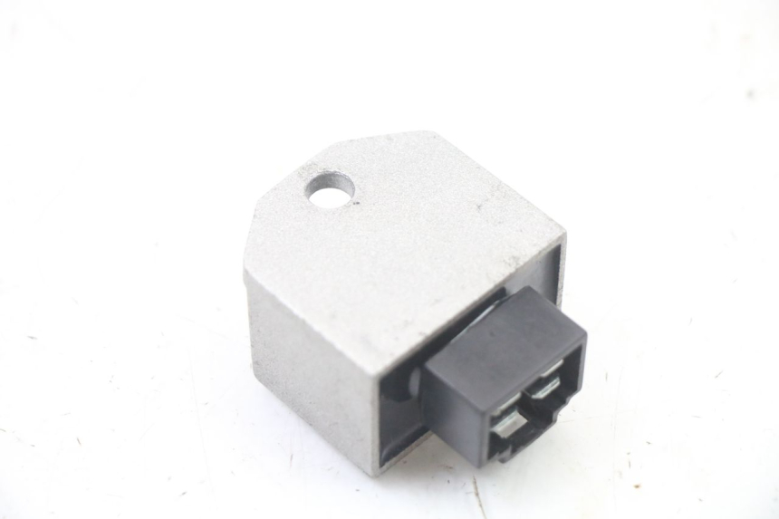 photo de CHARGING REGULATOR MBK OVETTO ONE 2T 50 (2013 - 2017)