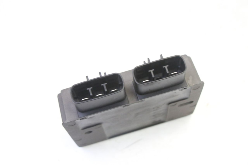 photo de REGULATOR PIAGGIO MP3 HPE 310 (2024 - 2025)