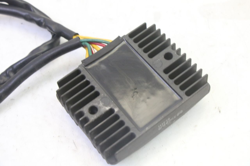 photo de CHARGING REGULATOR PIAGGIO MP3 500 (2011 - 2015) - Fixing points details