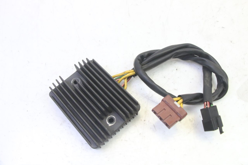 photo de CHARGING REGULATOR PIAGGIO MP3 RL 250 (2007 - 2010)