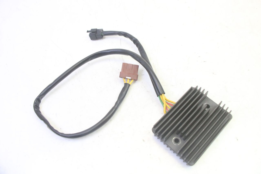 photo de CHARGING REGULATOR PIAGGIO MP3 RL 250 (2007 - 2010) - Main view