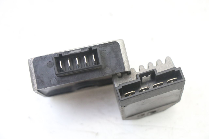 photo de CHARGING REGULATOR PIAGGIO NEW TYPHOON 50 (2018 - 2021)