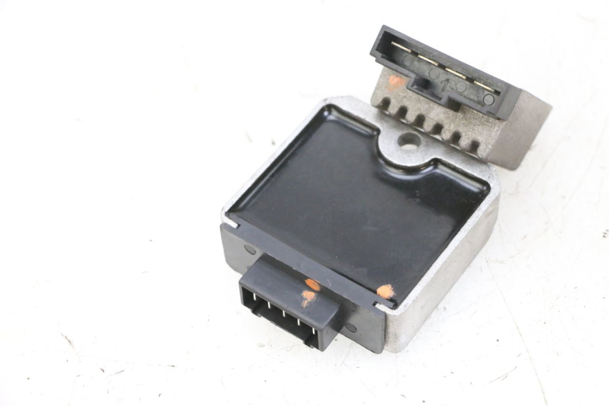 photo de CHARGING REGULATOR PIAGGIO NEW TYPHOON 50 (2018 - 2021) - Product overview