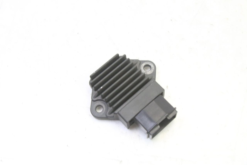 photo de REGULATOR CHARGE HONDA NTV DEAUVILLE 650 (2001 - 2006)