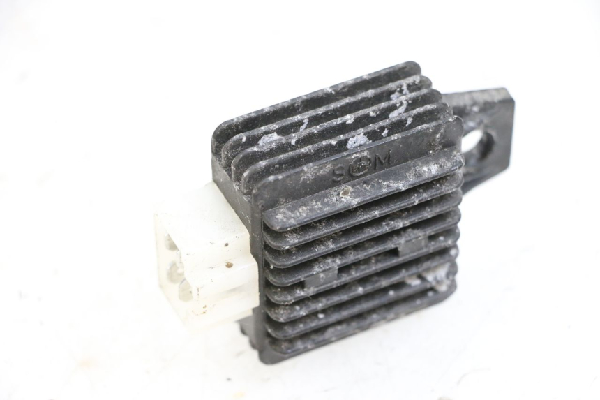 photo de REGULATOR JM MOTORS OLDIES GT 4T 50 (2018 - 2025) - Zoom on usage condition