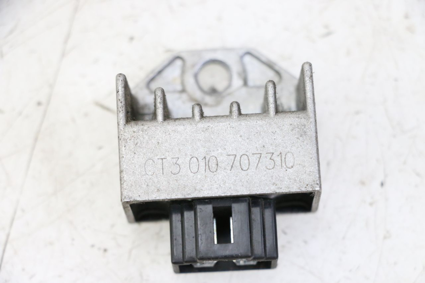 photo de CHARGING REGULATOR PEUGEOT KISBEE 4T 50 (2010 - 2017)