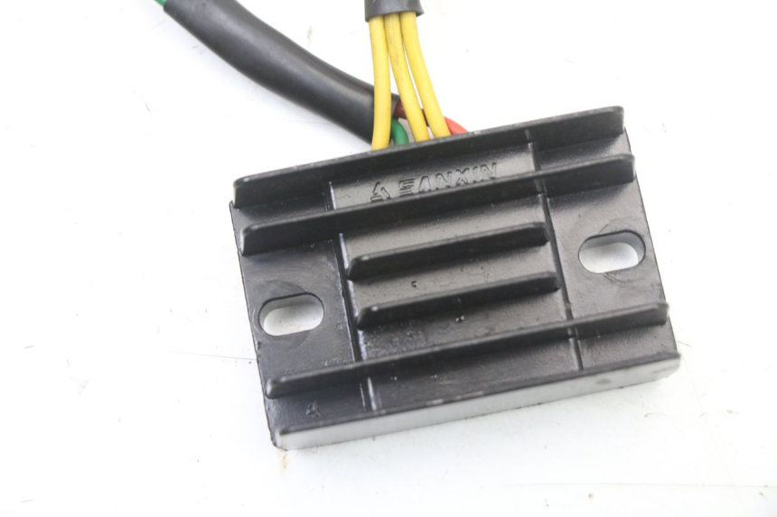photo de CHARGING REGULATOR PEUGEOT KISBEE 4T 50 (2018 - 2022)