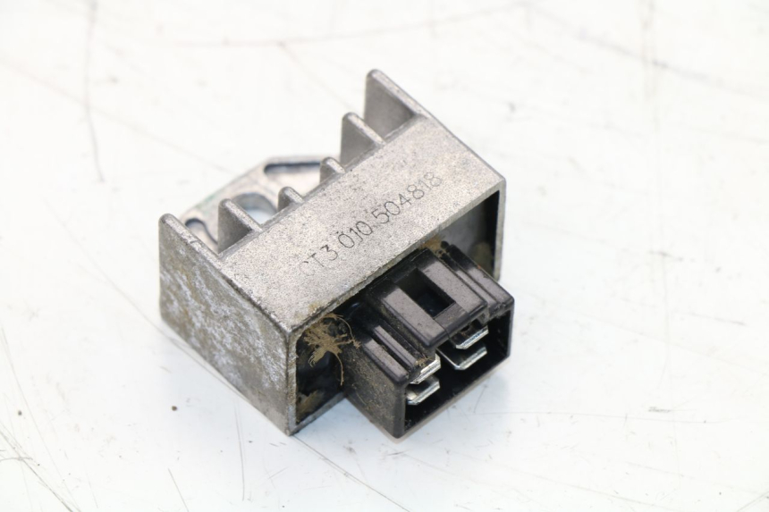 photo de CHARGING REGULATOR PEUGEOT KISBEE 4T 50 (2010 - 2017)