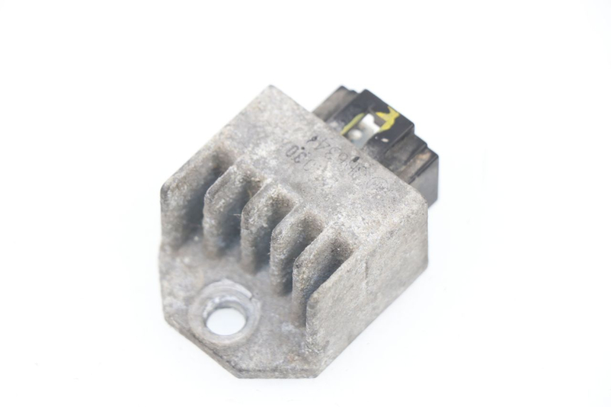 photo de REGULATOR PEUGEOT LUDIX ONE 50 (2004 - 2006)
