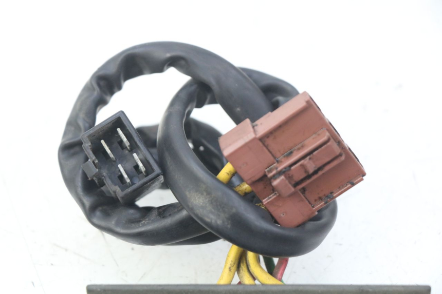 photo de CHARGING REGULATOR PEUGEOT SATELIS COMPRESSOR K15 125 (2006 - 2009)