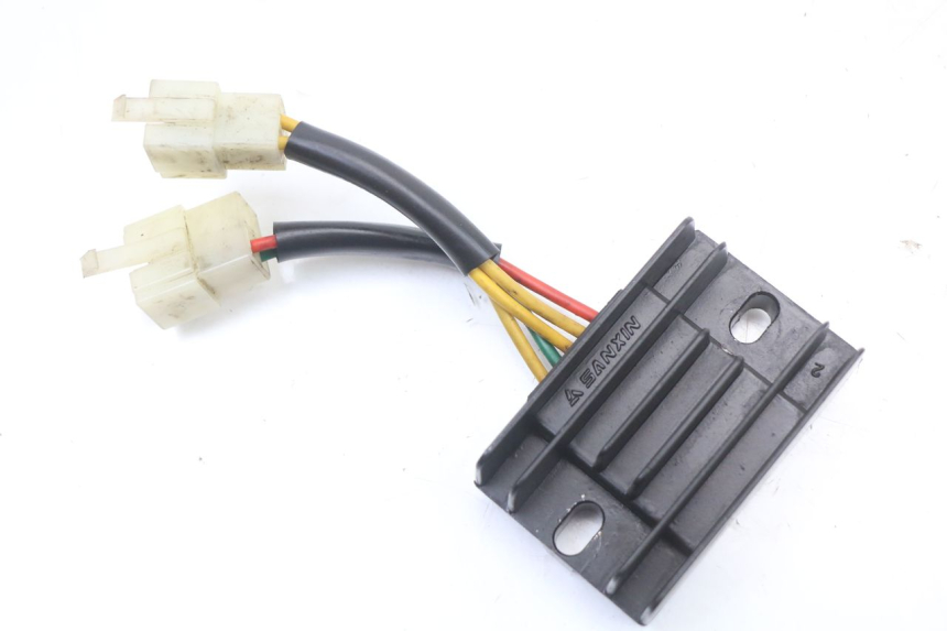 photo de REGULATOR PEUGEOT STREETZONE I 2T 50 (2018 - 2020)