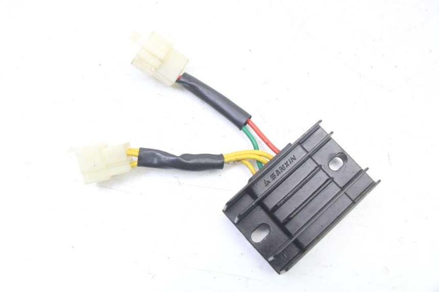 photo de REGULATOR PEUGEOT STREETZONE I 2T 50 (2018 - 2020)