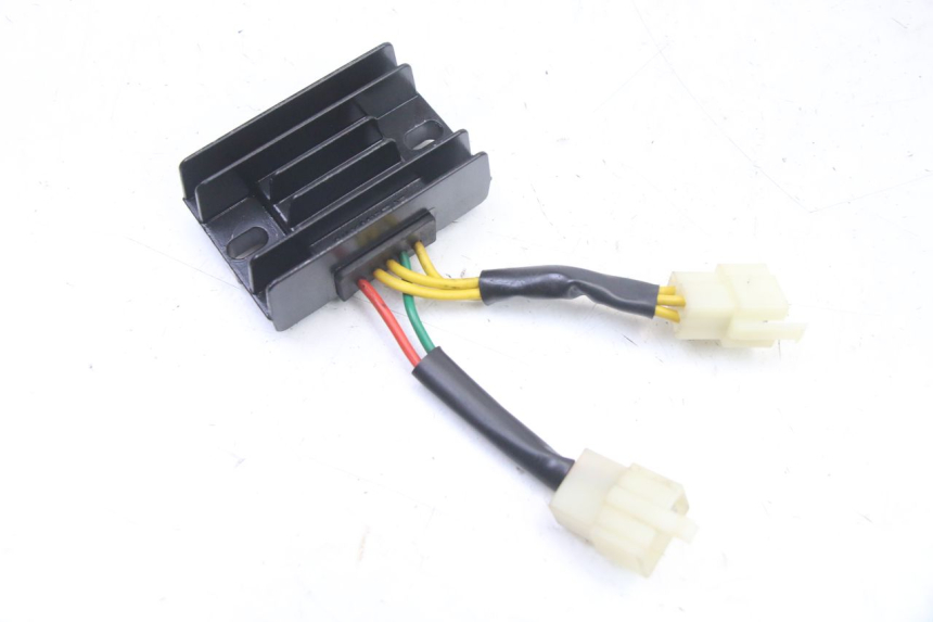 photo de REGULATOR PEUGEOT STREETZONE I 2T 50 (2018 - 2020)