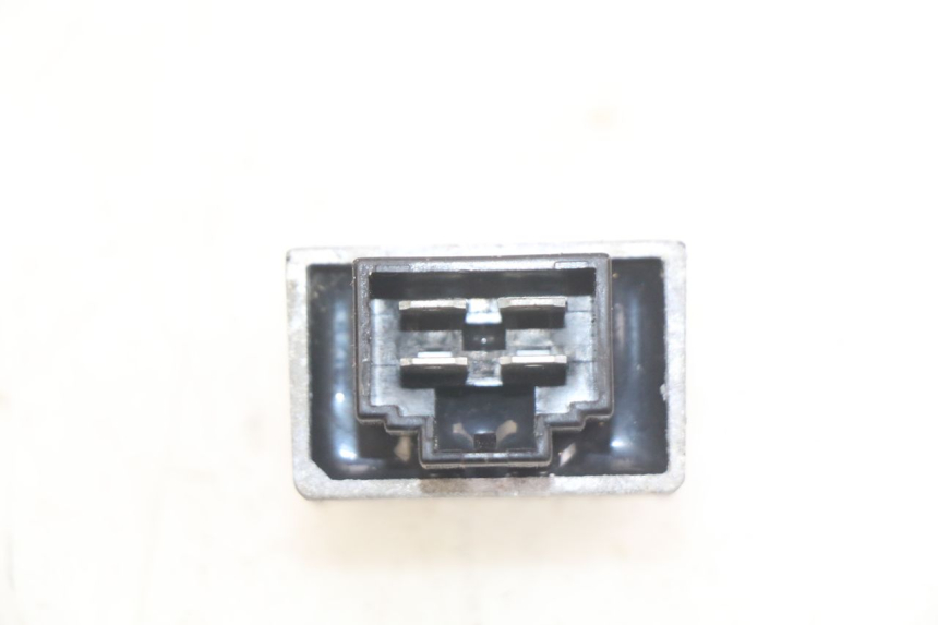 photo de CHARGING REGULATOR PEUGEOT TREKKER 50 (1998 - 2004)