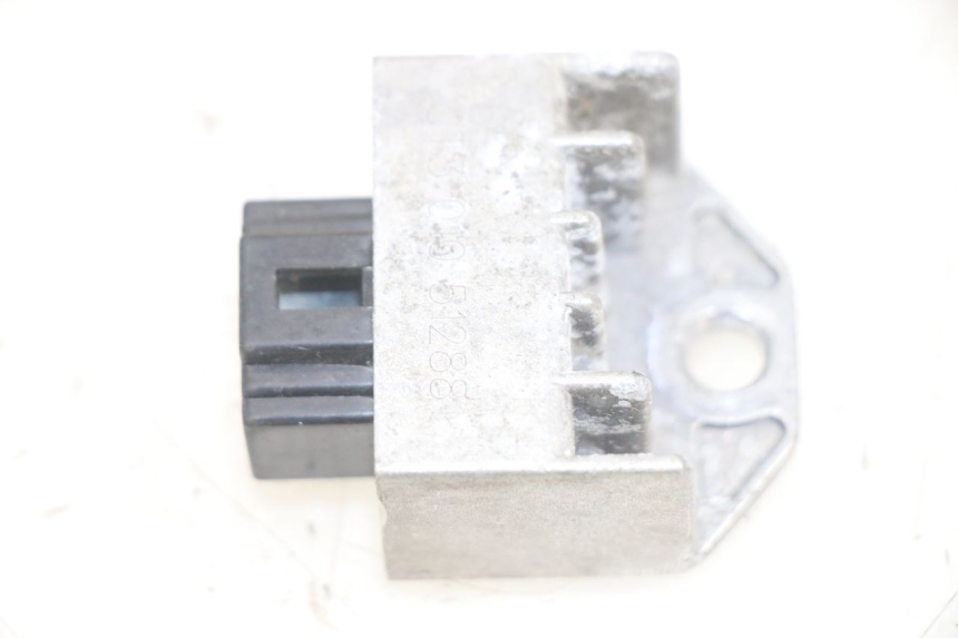 photo de CHARGING REGULATOR PEUGEOT TWEET 4T 50 (2014 - 2019)